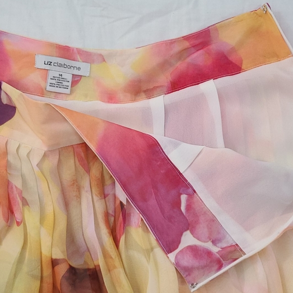 LIZ CLAIBORNE Skirt Floral Chiffon sz 14 Summery - Picture 3 of 7
